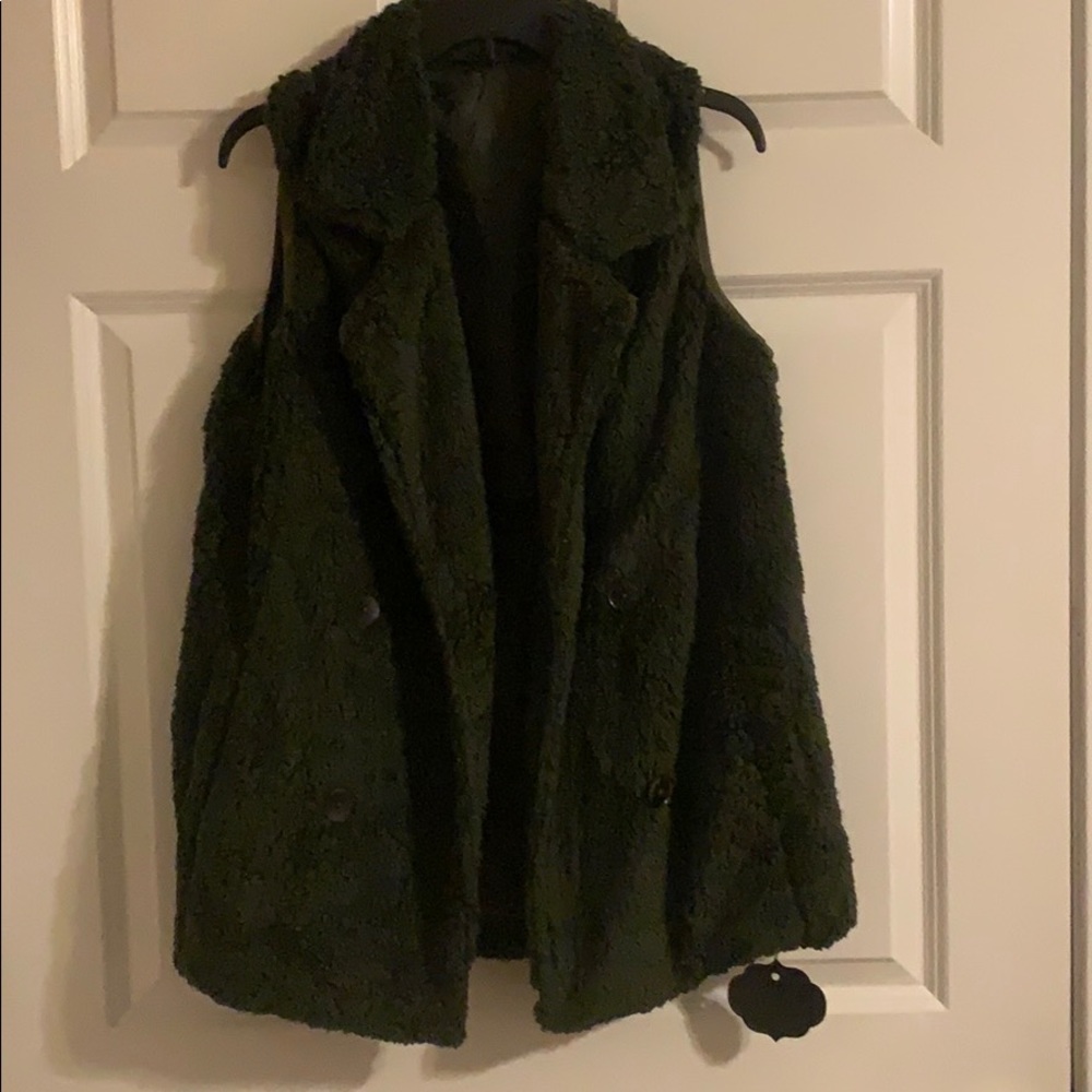 Boutique Sherpa lined vest with pockets